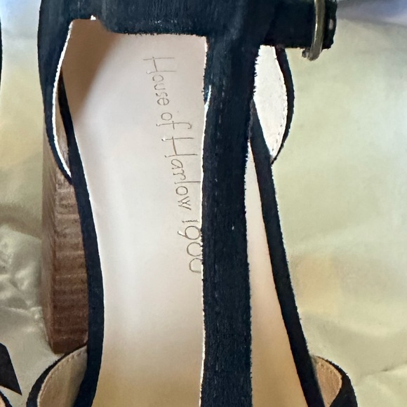 NWT House of Harlow • “Tizzy” Platform Mary Jane Black Suede Sandals - Picture 4 of 10